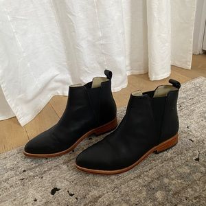Brand New Nisolo Chelsea Boots